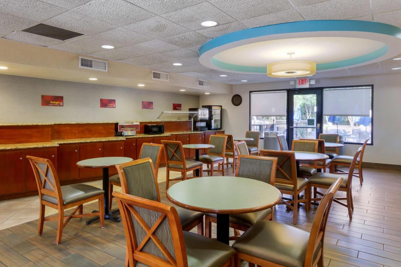 Best Western Plus Wilmington / Wrightsville Beach Exteriör bild